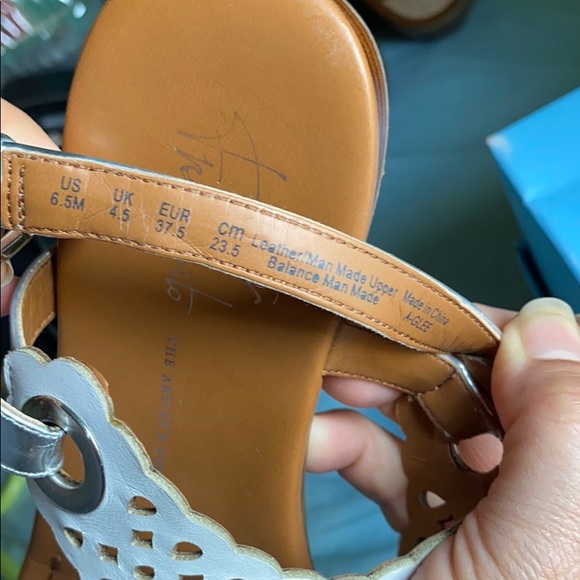 FRANCO SARTO Sandals used once very comfy Size 6.5 - Picture 3 of 8